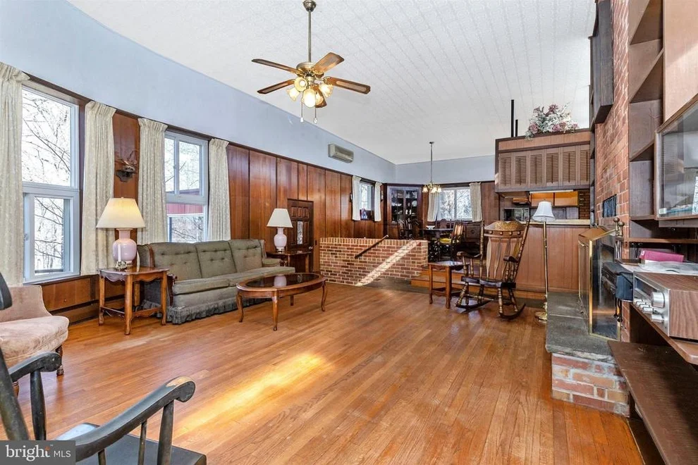 Unit for sale at 5308 EMERALD DRIVE, SYKESVILLE, MD 21784