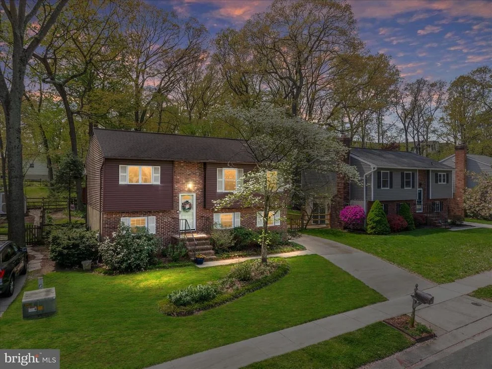 Unit for sale at 523 BENFOREST DRIVE W, SEVERNA PARK, MD 21146
