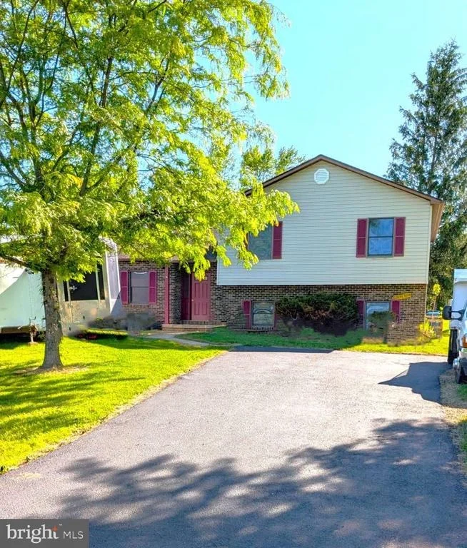 Unit for sale at 16 WADSWORTH DRIVE, EAST BERLIN, PA 17316