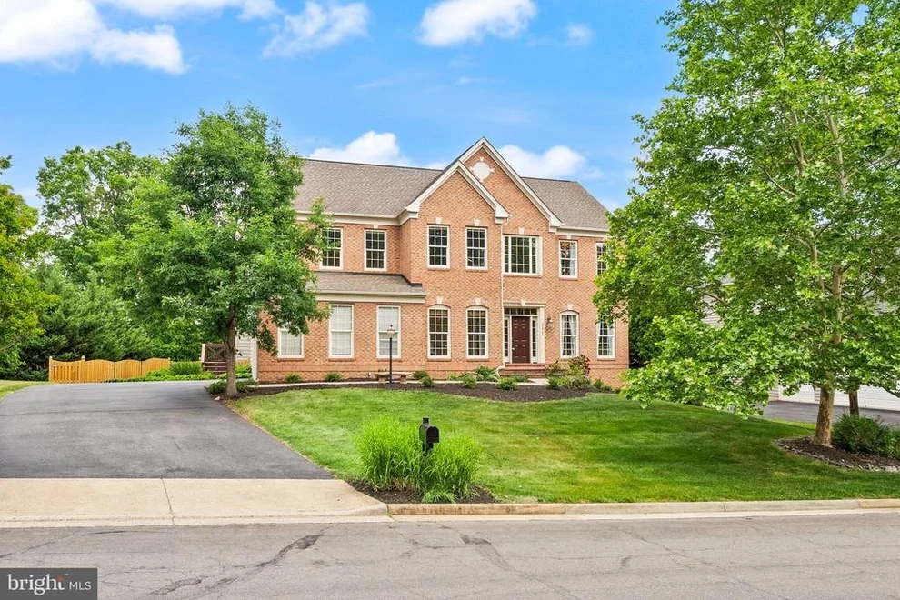 Unit for sale at 22566 FOREST RUN DRIVE, ASHBURN, VA 20148