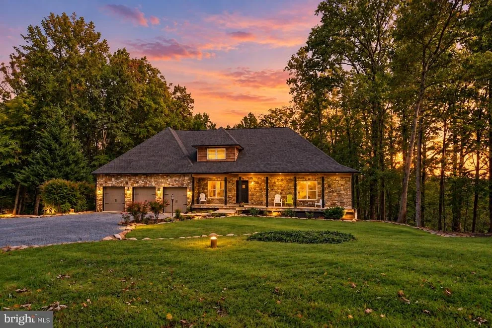 Unit for sale at 13329 MOUNTAIN ROAD, LOVETTSVILLE, VA 20180