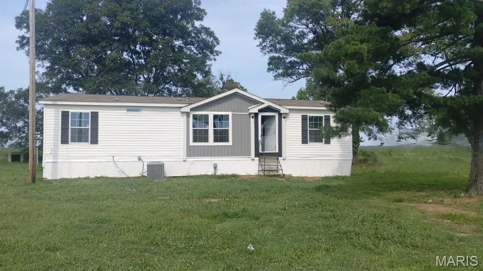 Unit for sale at 8037 County Road 541, Senath, MO 63876