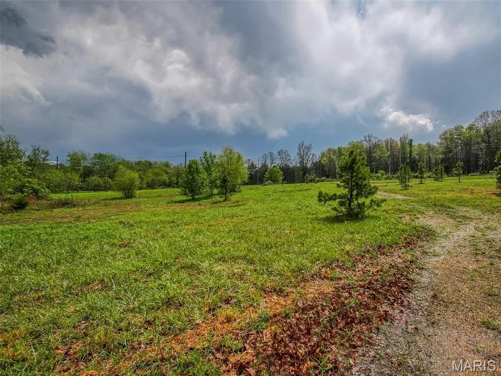 Unit for sale at 1000 Walnut Street, Licking, MO 65542