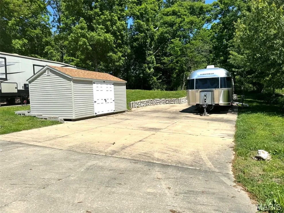 Unit for sale at 19340 Highway J #36, Monroe City, MO 63456