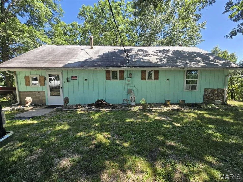 Unit for sale at 24951 Blue Waters Road, Versailles, MO 65084