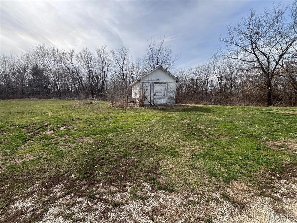 Unit for sale at 16200 Destiny Loop, Princeton, MO 64673