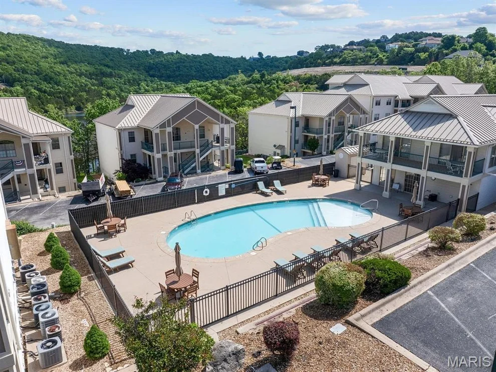 Unit for sale at 135 Upper Emerald Bay Circle, Hollister, MO 65672