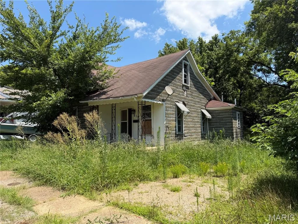 Unit for sale at 810 Cole Avenue, Poplar Bluff, MO 63901