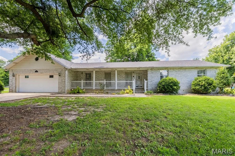 Unit for sale at 310 Park Street, Campbell, MO 63933