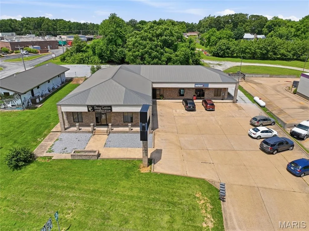 Unit for sale at 1213 M- South Highway 63, Houston, MO 65483