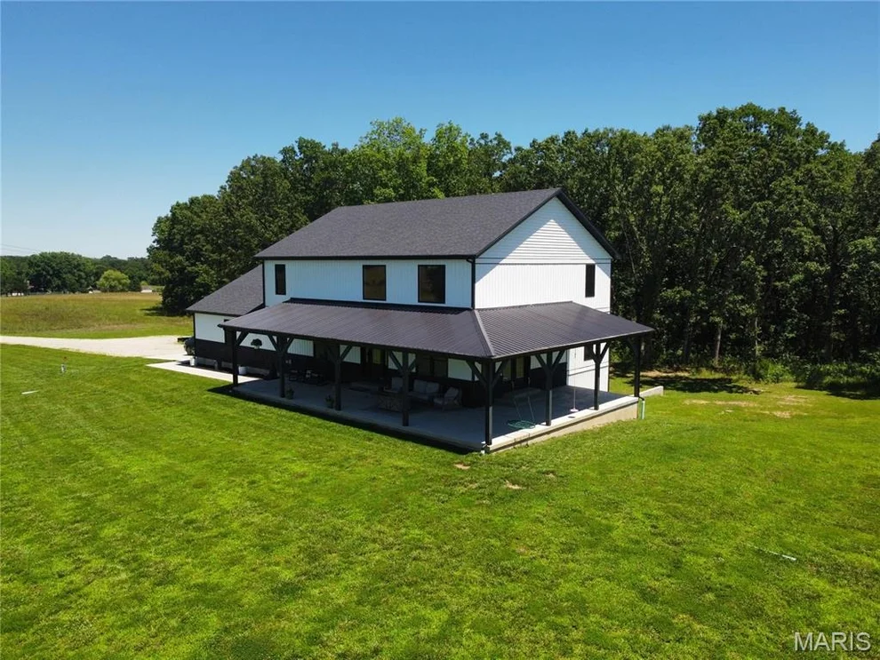 Unit for sale at 14946 Colorado Road, Dixon, MO 65459