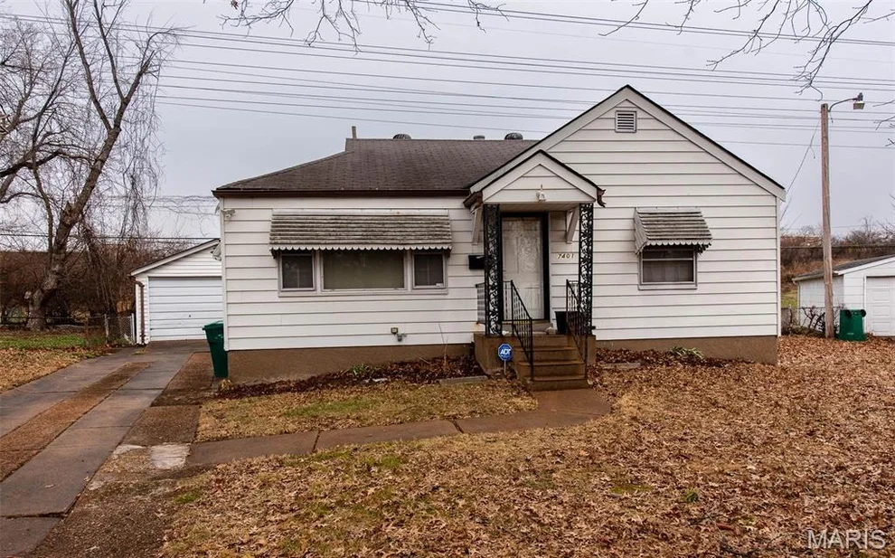 Unit for sale at 7401 Haywood Drive, Hanley Hills, MO 63133