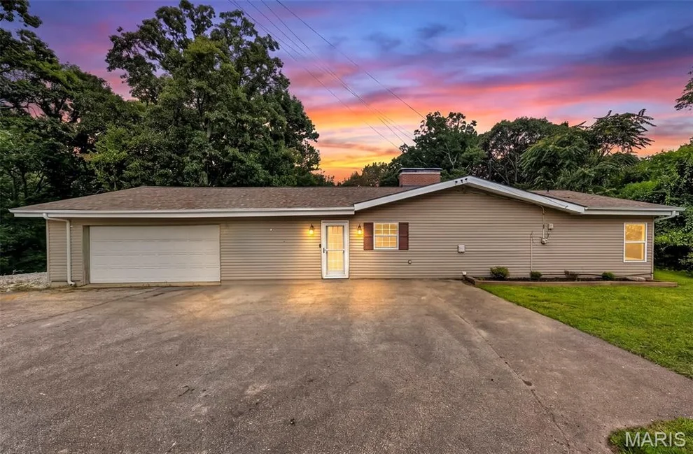 Unit for sale at 2300 Darla Drive, Unincorporated, MO 63049