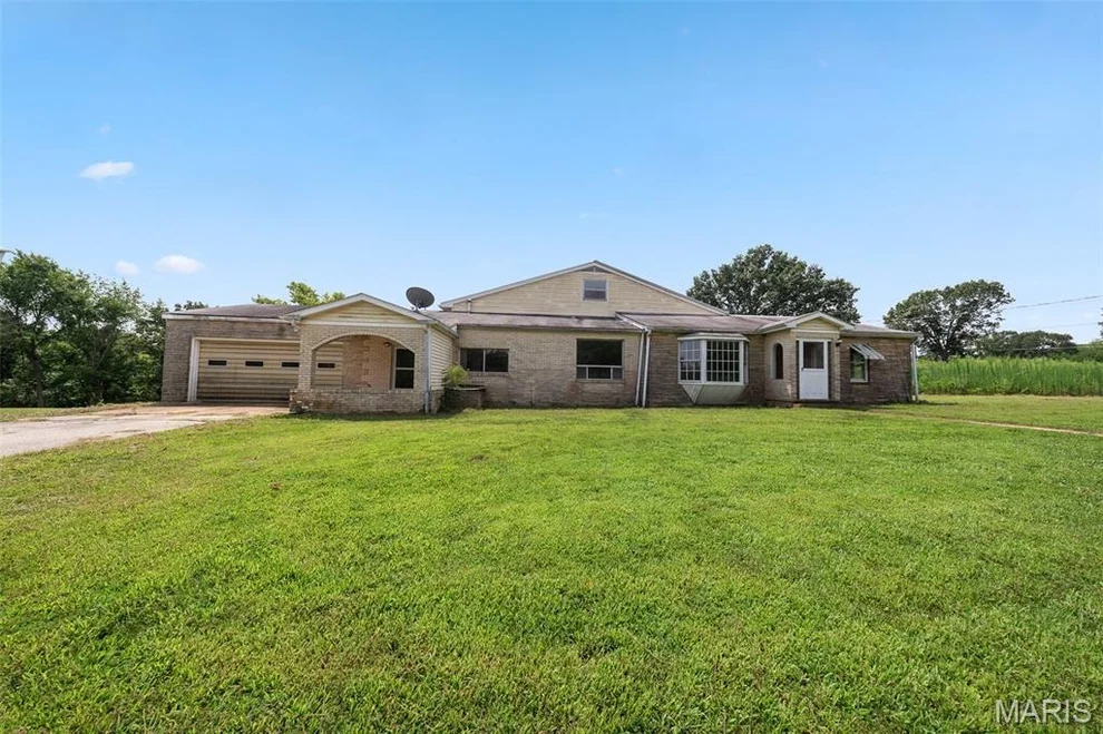 Unit for sale at 290 S Patton Street, Newburg, MO 65550