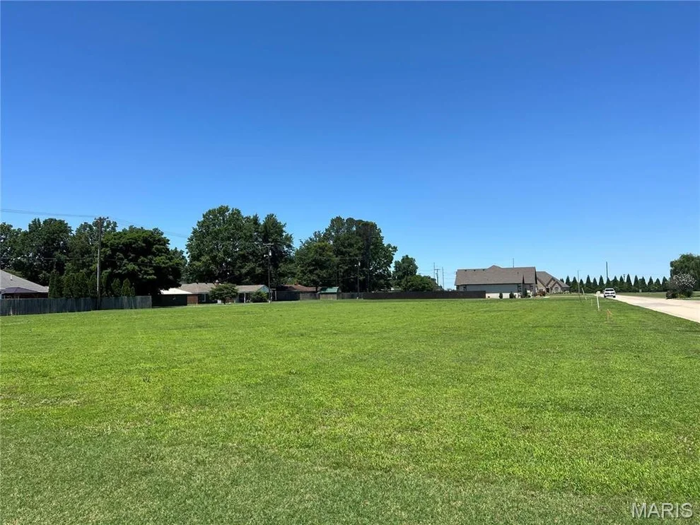 Unit for sale at 14 Laurelwood Drive, Kennett, MO 63857