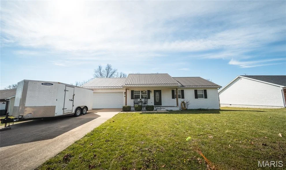 Unit for sale at 19590 Lilly Lane, Waynesville, MO 65583