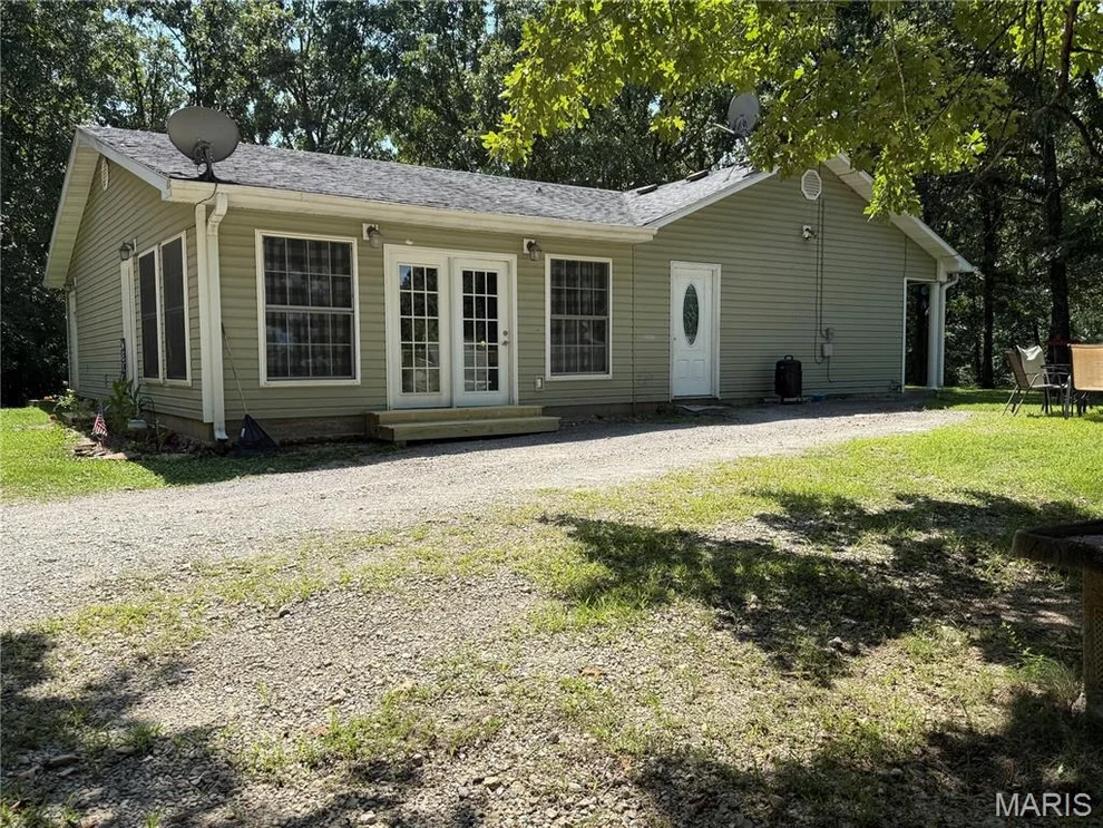 Unit for sale at 7313 Private Road 1830, West Plains, MO 65775