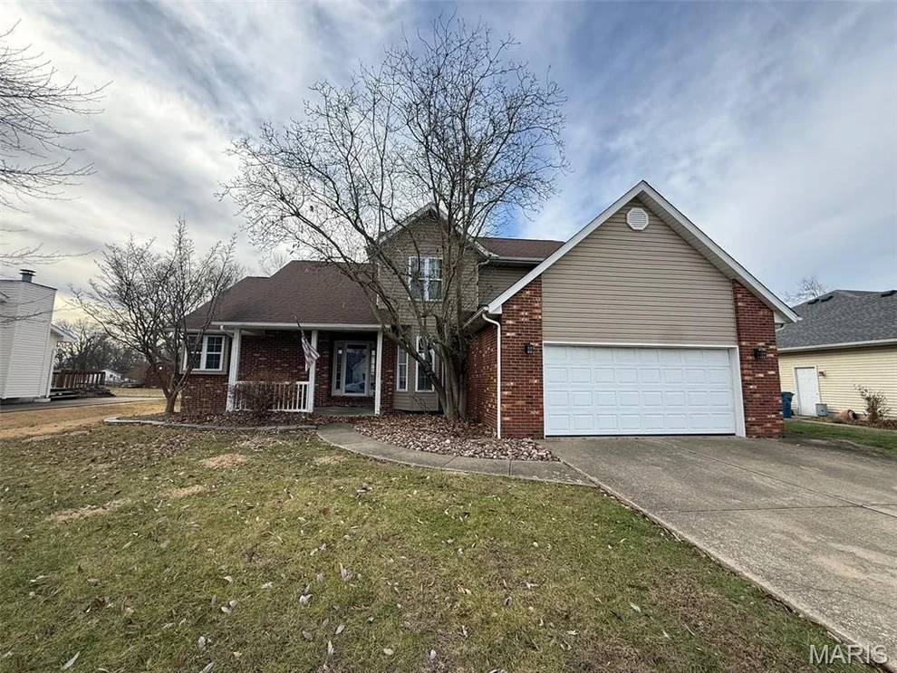 Unit for sale at 71 Mimosa Drive, Granite City, IL 62040