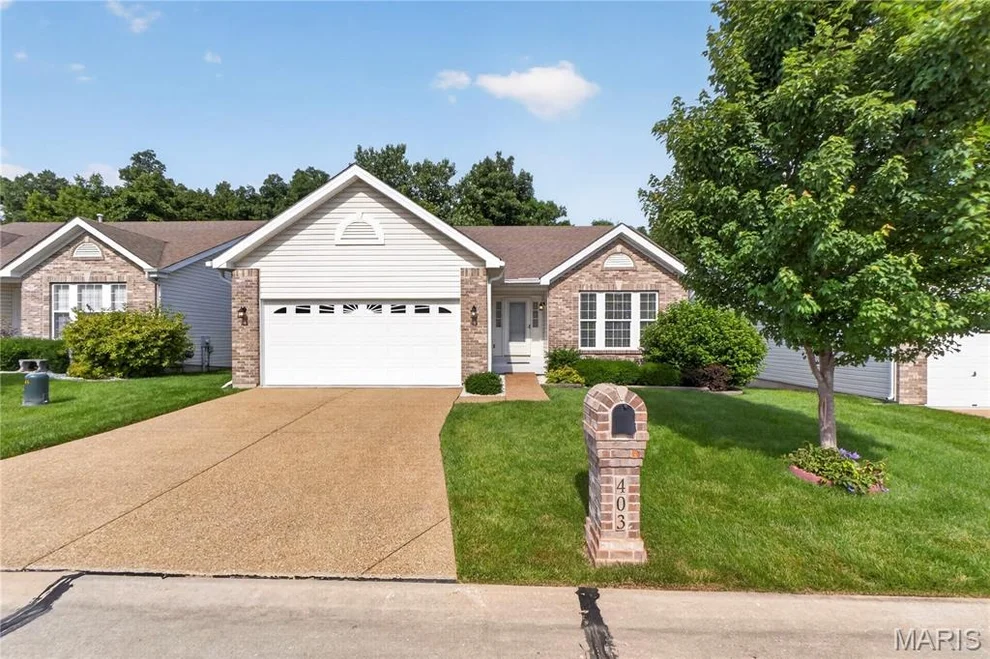 Unit for sale at 403 Newport Drive, St Peters, MO 63376