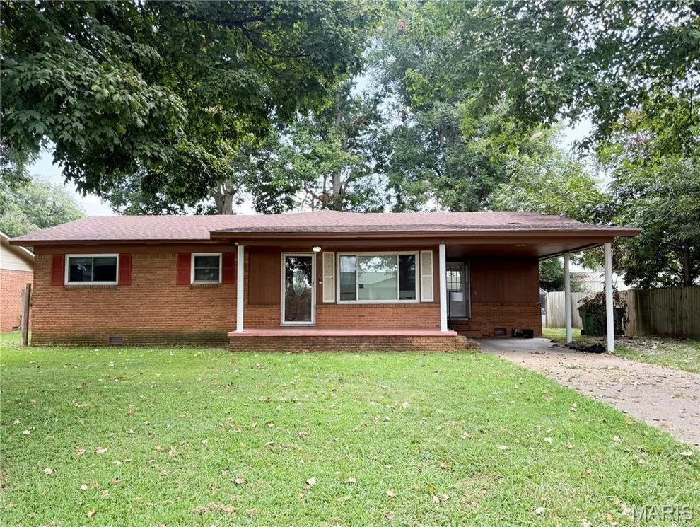 Unit for sale at 1209 Zaida Avenue, Caruthersville, MO 63830