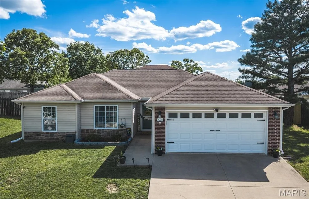 Unit for sale at 21723 Leonard Lane, Waynesville, MO 65583