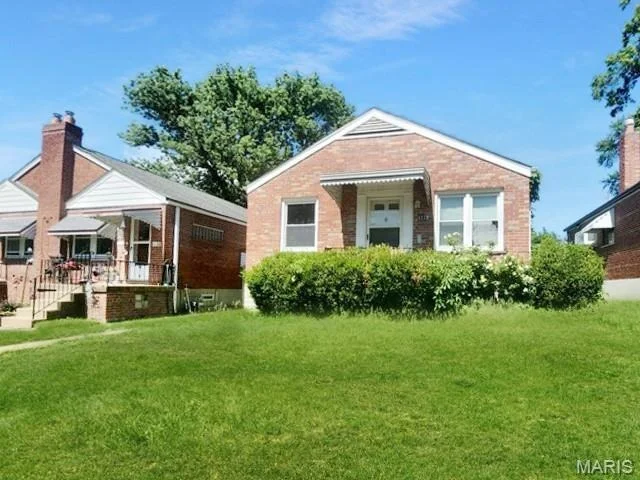 Unit for sale at 6127 Alaska Avenue, St Louis, MO 63111