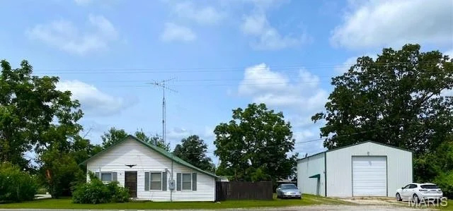 Unit for sale at 1333 State Highway 73, Macks Creek, MO 65786