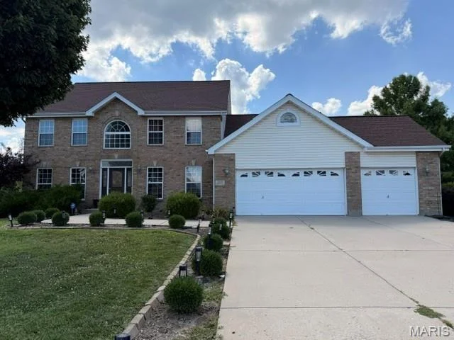 Unit for sale at 2213 Birmingham Drive, Belleville, IL 62221