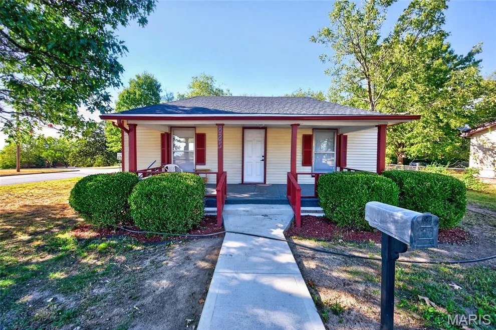 Unit for sale at 885 W 4th Street, Lebanon, MO 65536