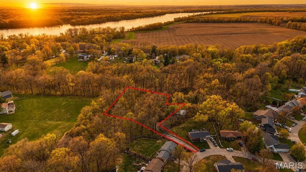 Unit for sale at 00 Woodbridge Drive, St Charles, MO 63303