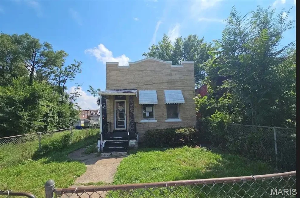 Unit for sale at 4810 Northland Avenue, St Louis, MO 63113