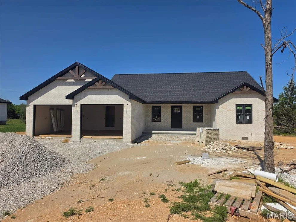 Unit for sale at 1533 Rockingham Road, Lebanon, MO 65536