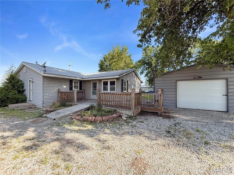 Unit for sale at 601 N Foster, Center, MO 63436