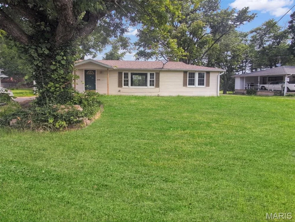 Unit for sale at 208 Market Street, Millersville, MO 63766