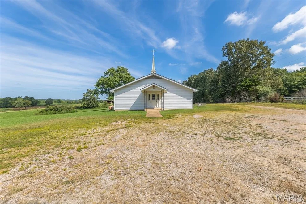 Unit for sale at 3395 Highway V, Harviell, MO 63945