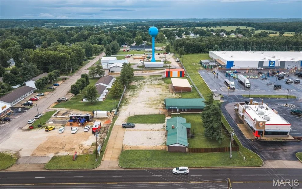 Unit for sale at 905-909 E Scenic Rivers Boulevard, Salem, MO 65560