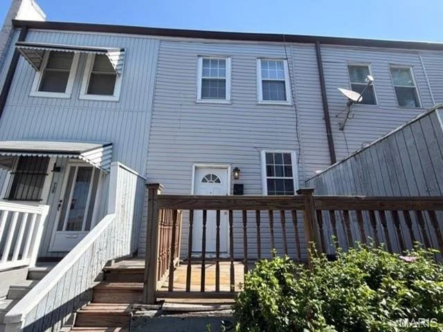 Unit for sale at 736 N Newstead Avenue, St Louis, MO 63108