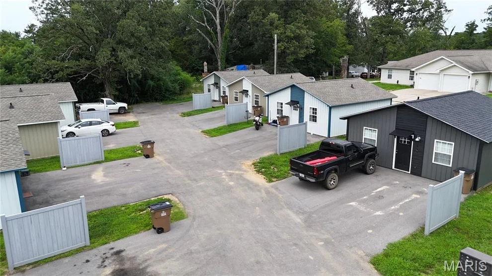 Unit for sale at 110-117 Evergreen Place, Poplar Bluff, MO 63901