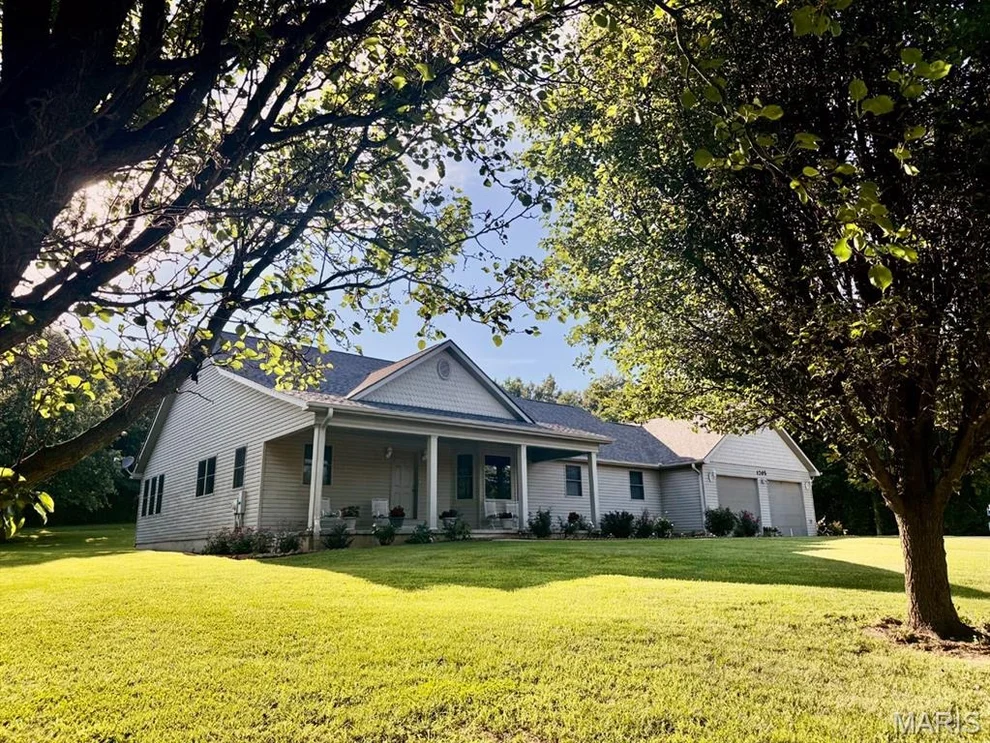 Unit for sale at 1205 N Hickory Street, Dexter, MO 63841