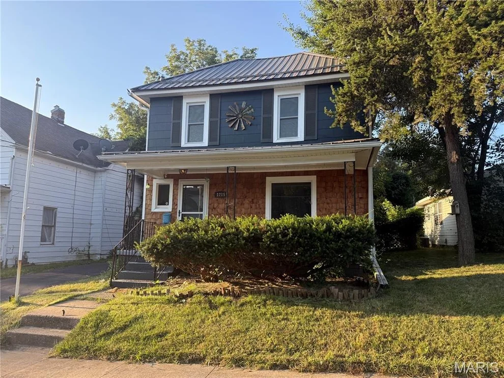 Unit for sale at 1215 Paris Avenue, Hannibal, MO 63401