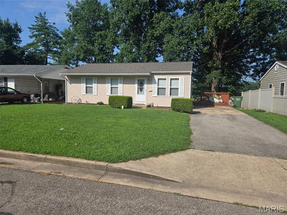 Unit for sale at 19 King Drive, Rolla, MO 65401