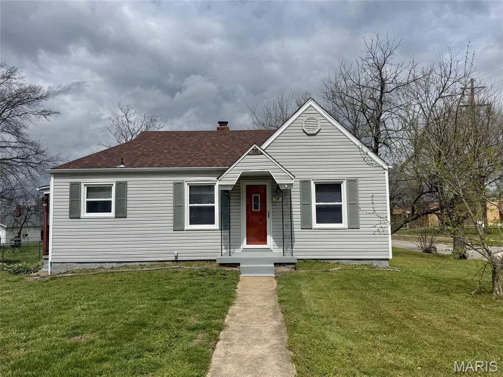 Unit for sale at 10 Belwood Road, Lebanon, MO 65536