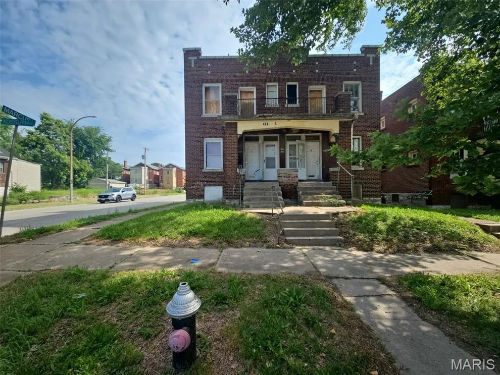 Unit for sale at 4685 Kossuth Avenue, St Louis, MO 63115