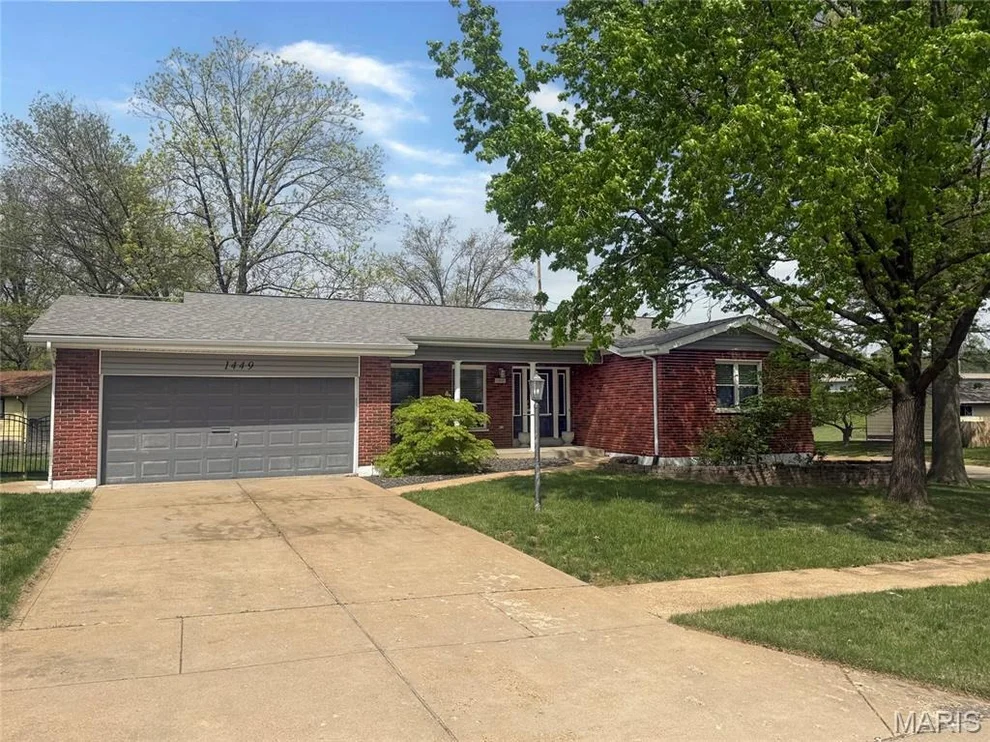 Unit for sale at 1449 Friar Tuck Lane, St Louis, MO 63125