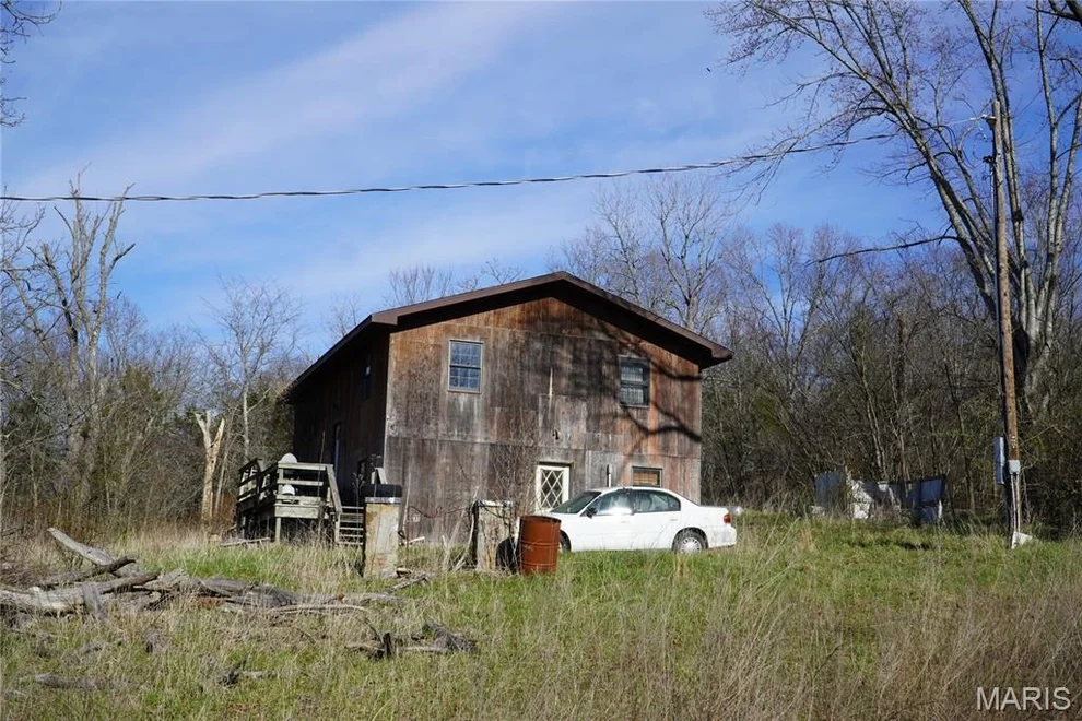 Unit for sale at 10734 Long Valley Drive, Plato, MO 65552