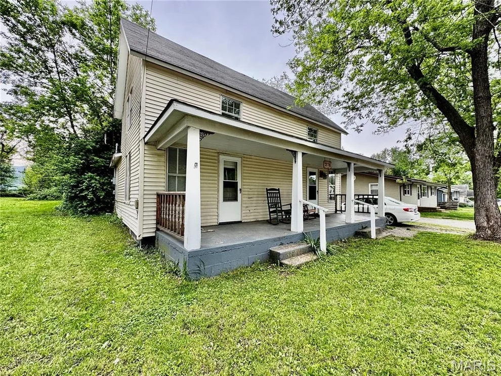 Unit for sale at 274 Cornelison Street, Lebanon, MO 65536