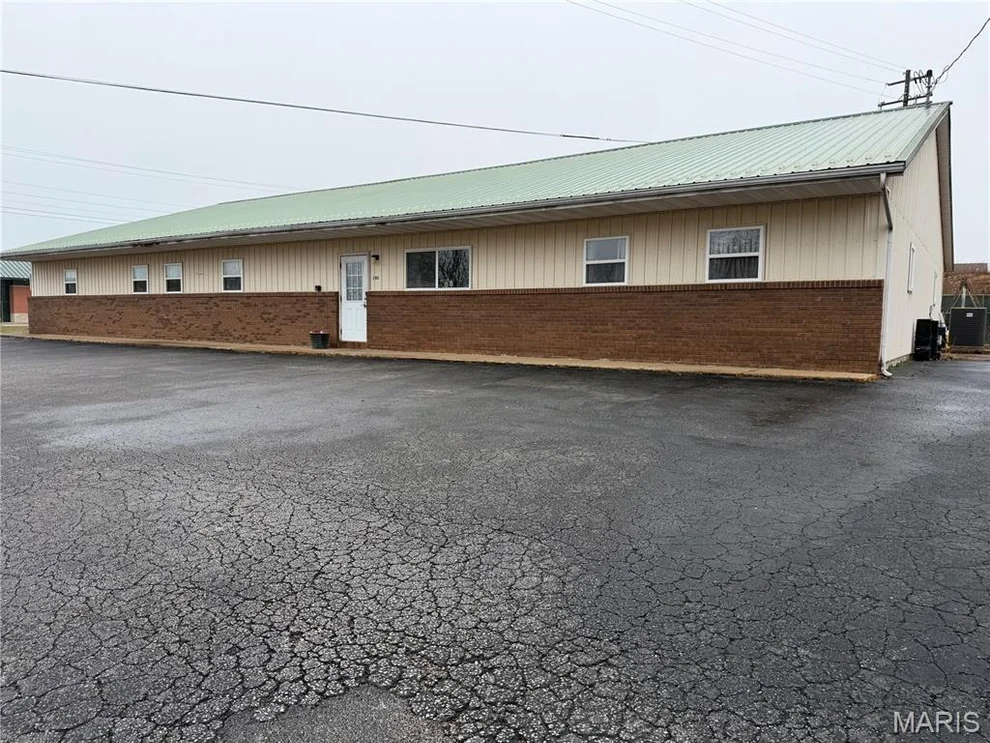 Unit for sale at 106 Bosa Drive, St Robert, MO 65584