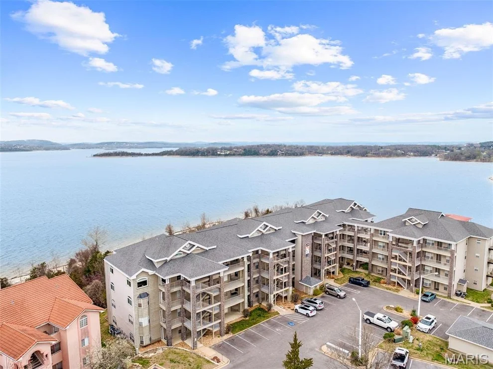 Unit for sale at 680 Emerald Pointe Drive, Hollister, MO 65672