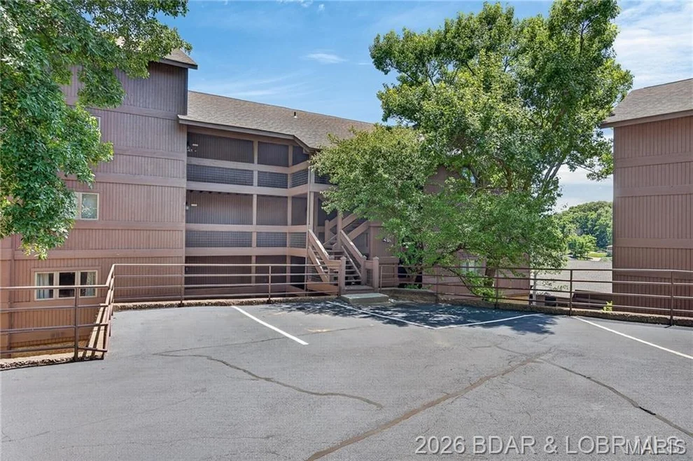 Unit for sale at 5940 Baydy Peak Road, Osage Beach, MO 65065