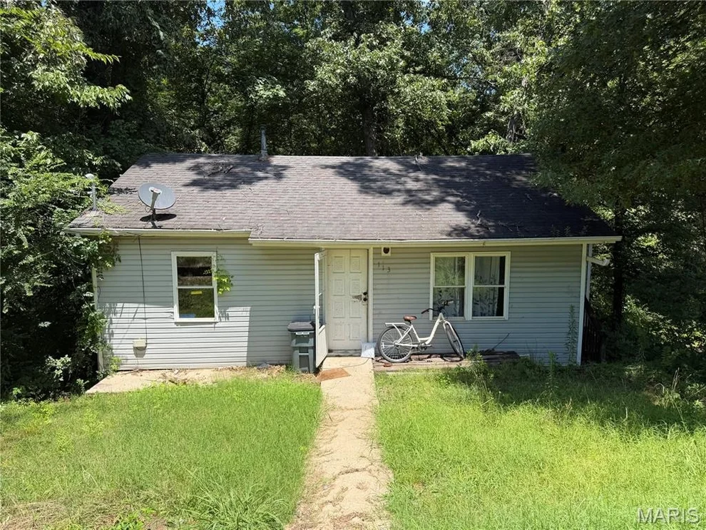Unit for sale at 113 Begley Street, Poplar Bluff, MO 63901